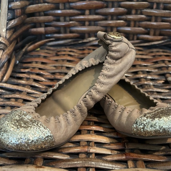 Tory Burch Shoes - Tory Burch Beige Flats with Sparkling Gold Toe in size 6